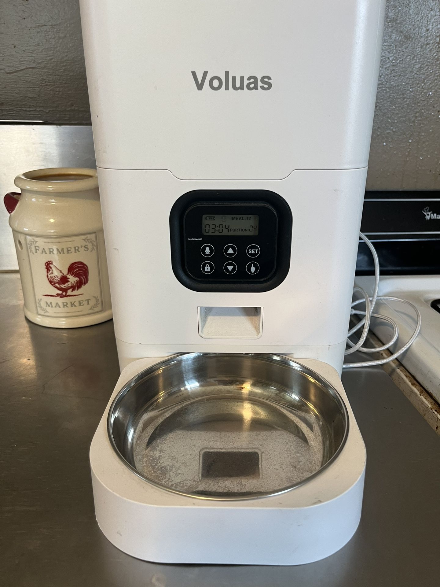Automatic Dog Or Cat Feeder
