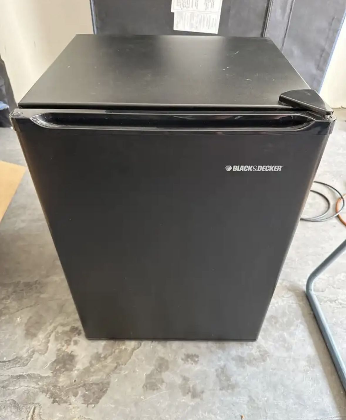 Black and Decker Mini Fridge 