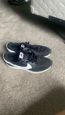 Nike waffle shoes