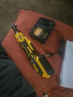 175$ 3/8 electric rachet ,8 hour battery,20v charger for dewalt 20v max systems