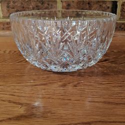 Gorgeous Cut Glasd Crystal Bowl