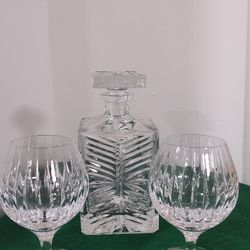 Heavy Whiskey Engraved Decanter, weight 4.39 lb plus two fine glasses