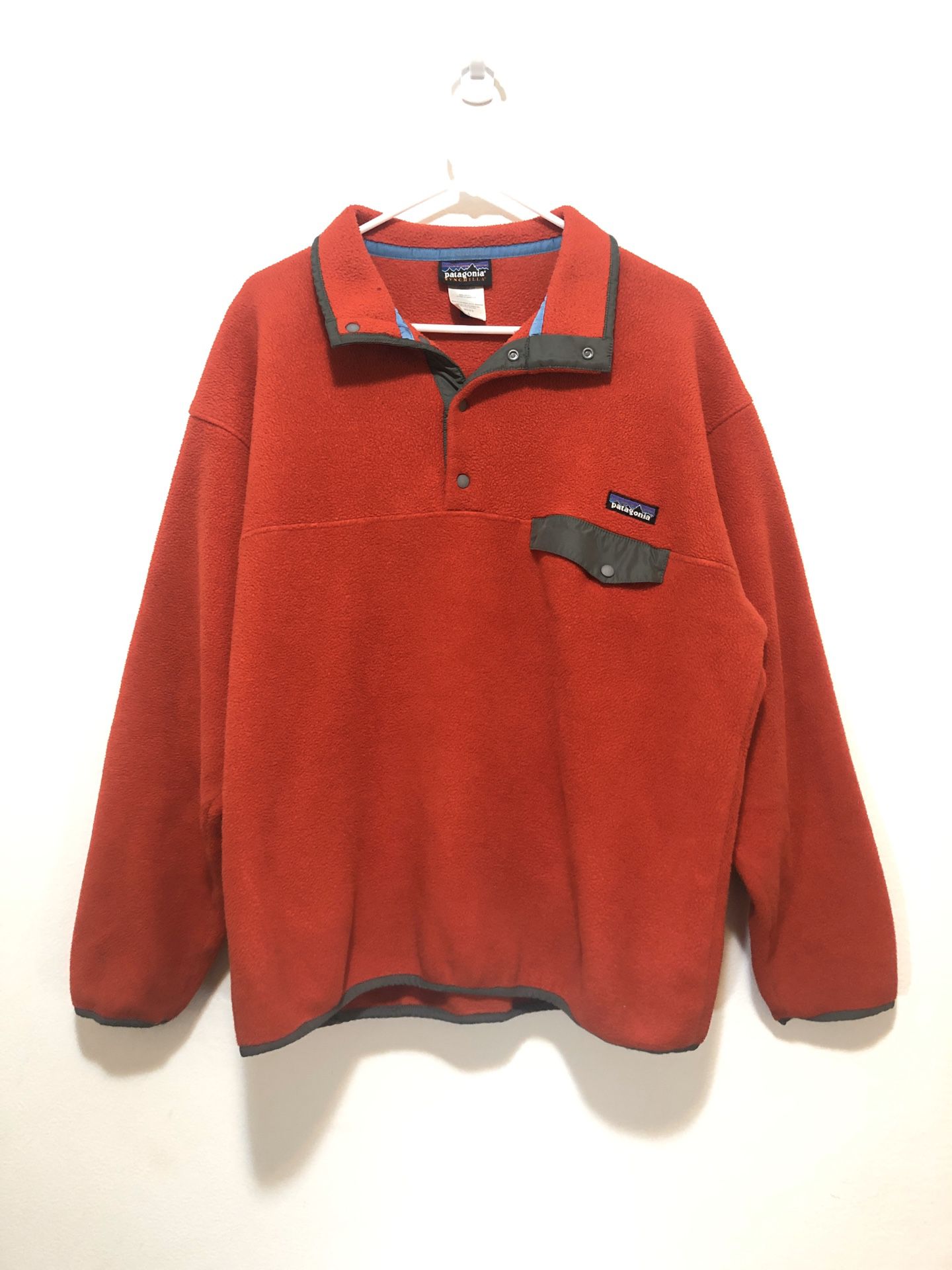 patagonia red mens Pullover sweater fleece L