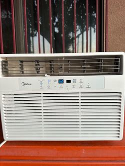 Midea air conditioner