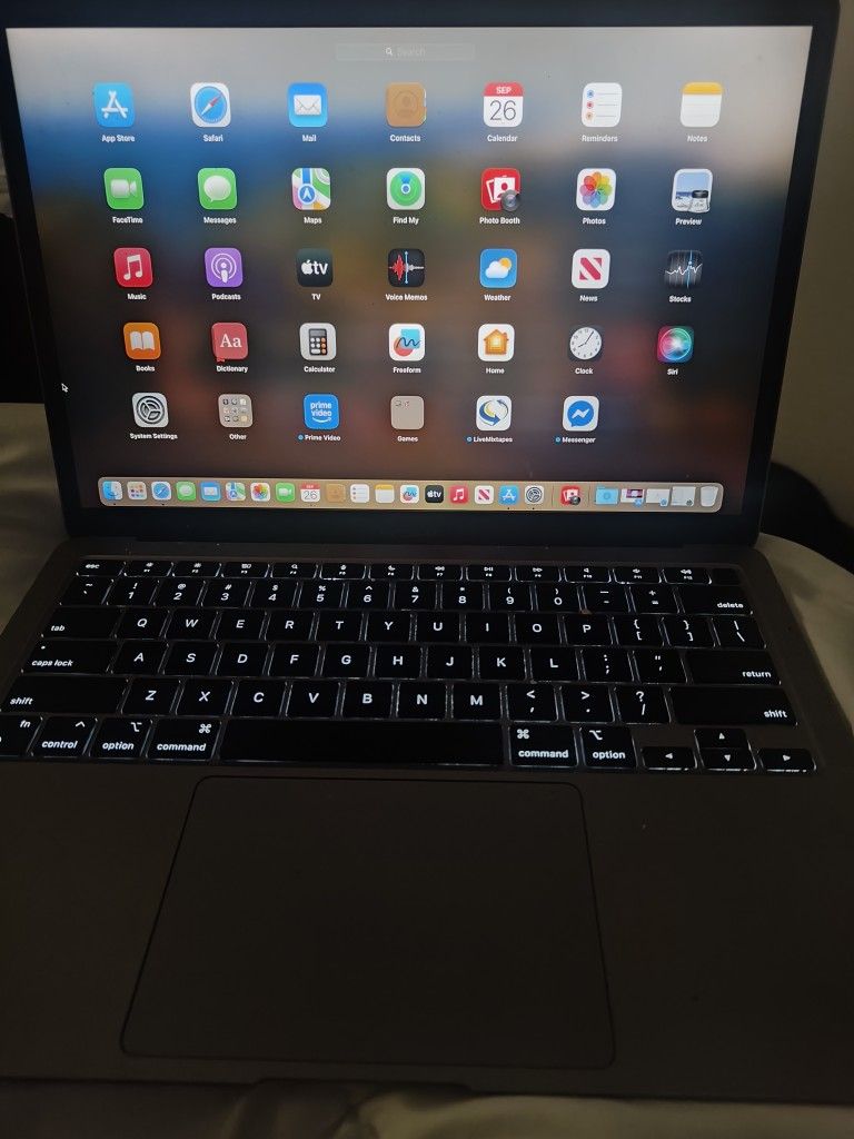 MacBook Air M1 2020 256gb  8Ram