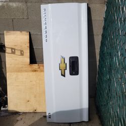 Rear Tailgate 2014-18 Chevy Silverado 