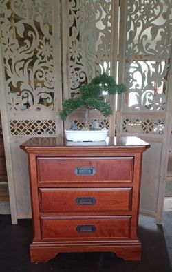 Night stand wood