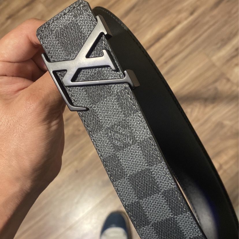 Double Sided Louis Vuitton Belt for Sale in Houston, TX - OfferUp