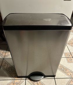 Trash/Recycle Bin