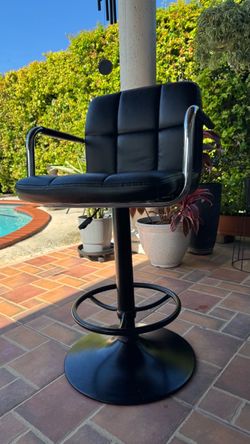 Huracan PU Leather Bar Stools Set of 1, 360° Swiveling Height Adjustable Barstools