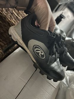 Size 11 Toddler Rawling Baseball Cleats Or Tball 