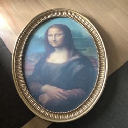 Elegant Mona Lisa Framed Wall Art - Classic Gold Frame 