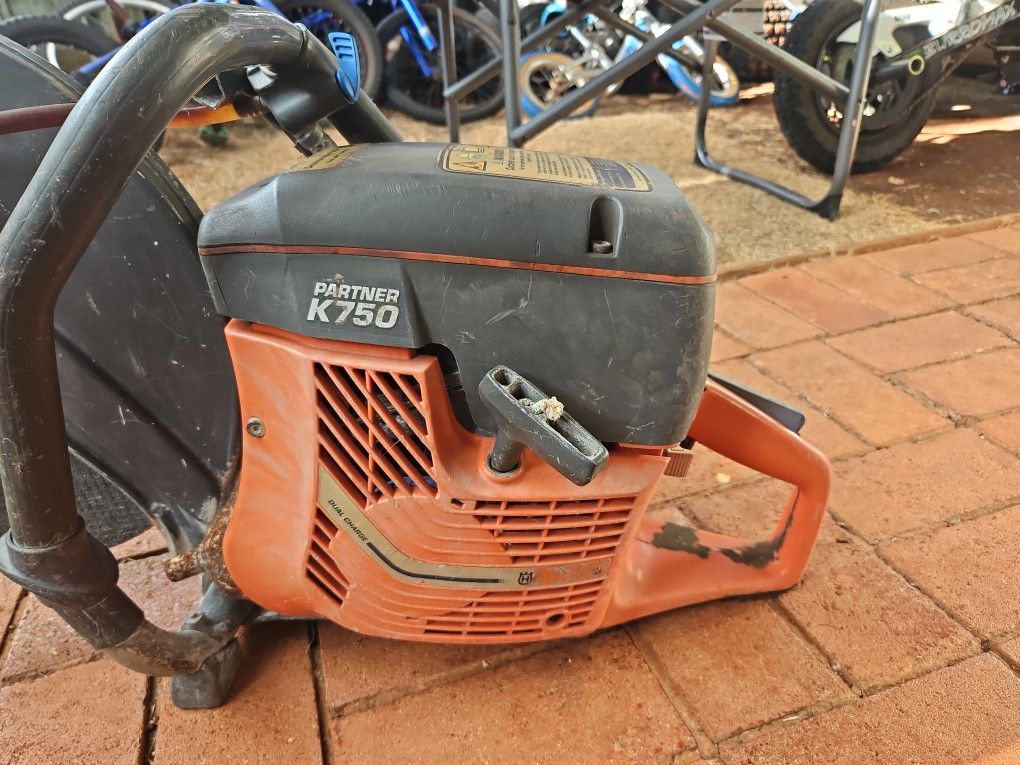 Cutting Saw