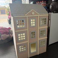 Pottery Barn doll playhouse