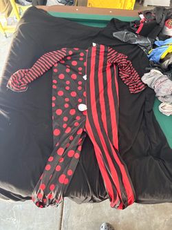 HALLOWEEN COSTUME