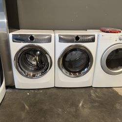 ELECTROLUX XL CAPACITY WASHER DRYER ELECTRIC SET 