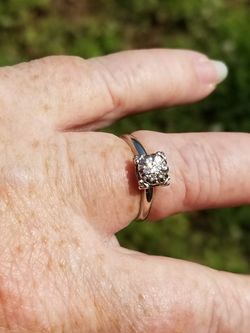 Antique diamond engagement ring
