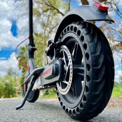 Electric scooter