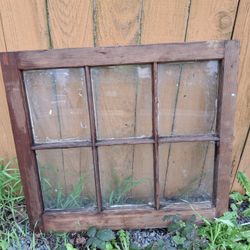 Victorian Window 25x30 Wood Grids