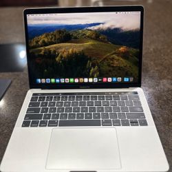 2019 MacBook Pro 13.3 Inch (Touch Bar)