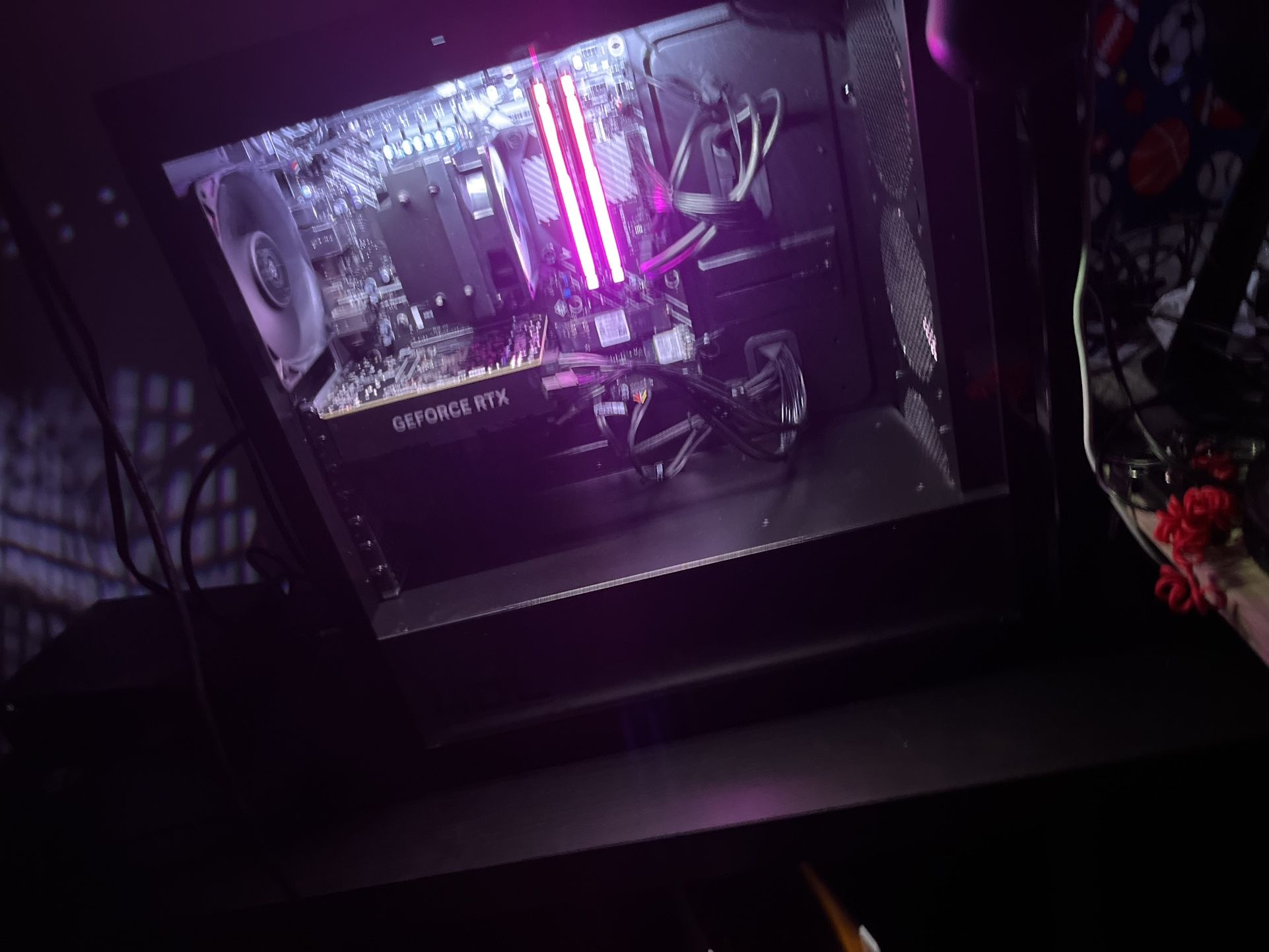 NVIDIA GeForce RTX 4060 - 1TB SSD Gaming Pc