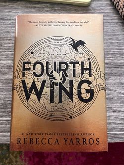 Fourth Wing by Rebecca Yarros