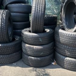 265/70R17 GOODYEAR A SET OF FOUR USED TIRES 