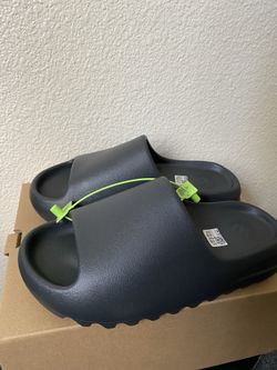 Onyx Yeezy Slides