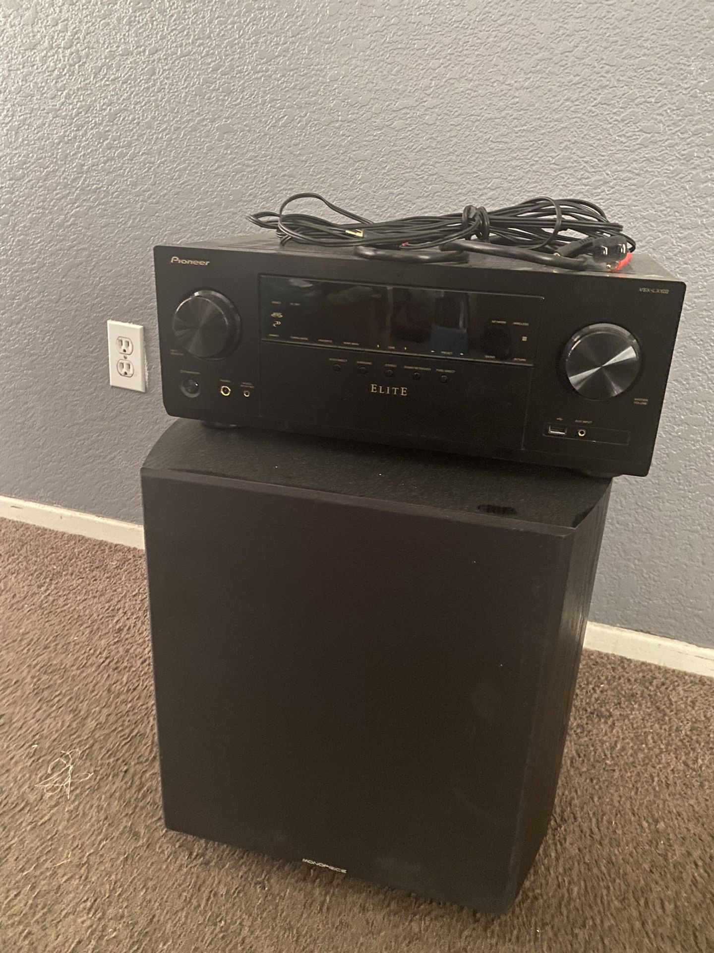 Home Theatre Bass Speaker And Receiver for Sale in Moreno Valley, CA OfferUp