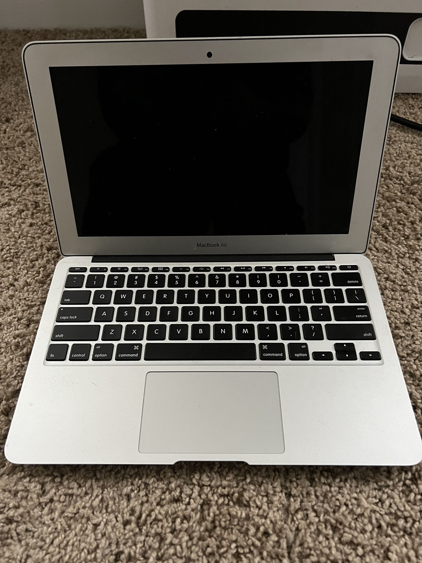 MacBook