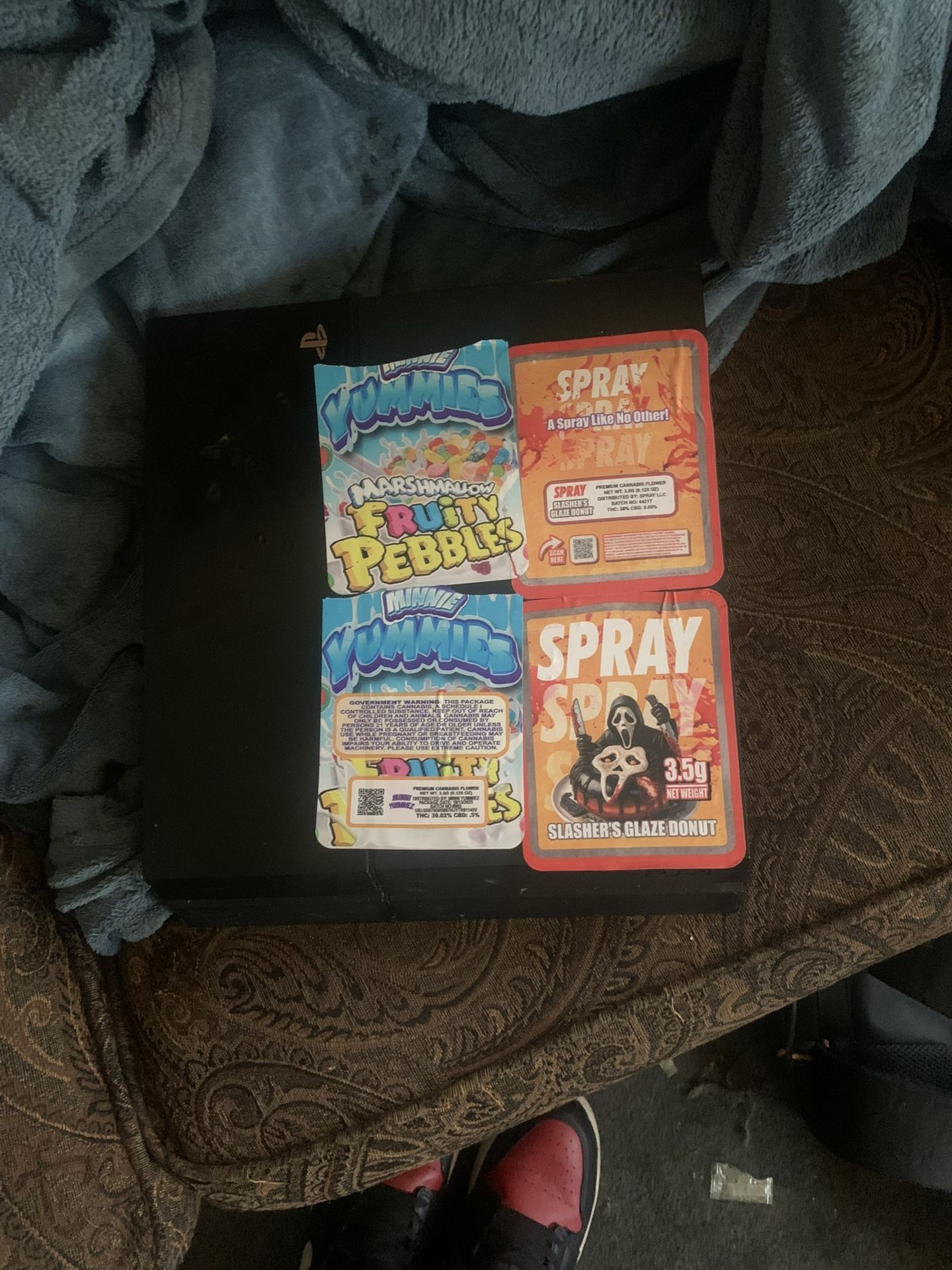 PS4 Pro Comes With Controller But Not The Wires