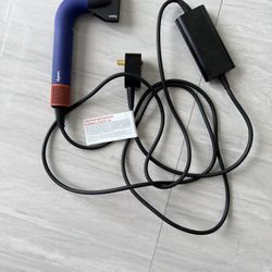 Dyson Hair Dryer – Used Only Twice – Excellent Condition