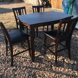 Dinning table