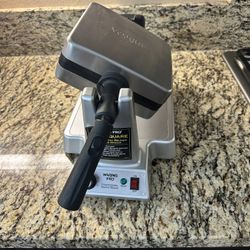 Waffle Maker 