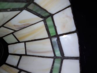 Tiffany style lamp shade (spectrum)