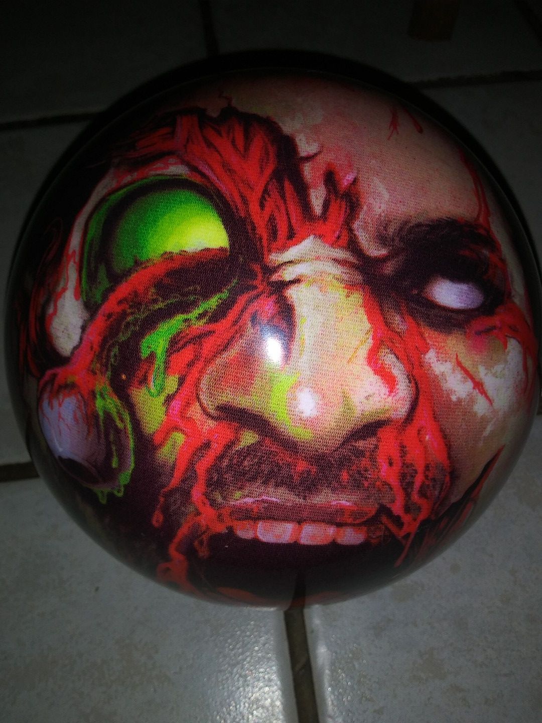 DV8 Zombie Spare Bowling Ball New