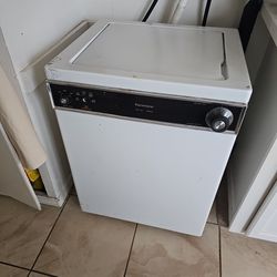 Kenmore one load washer small.