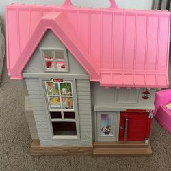 Doll House 