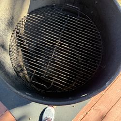 Pit Barrel smoker