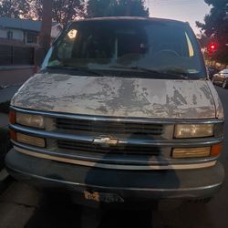 1998 GMC Savana