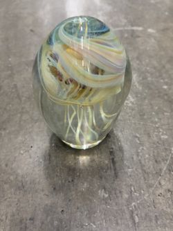 Stunning Hand blown Jellyfish Glass Paperweight Decor