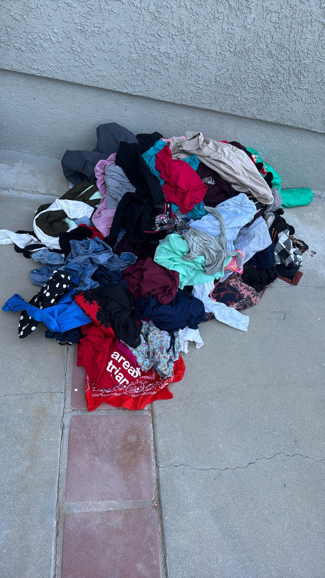 Clothes Everything $2