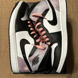 Air Jordan 1 Mid SE 9.5