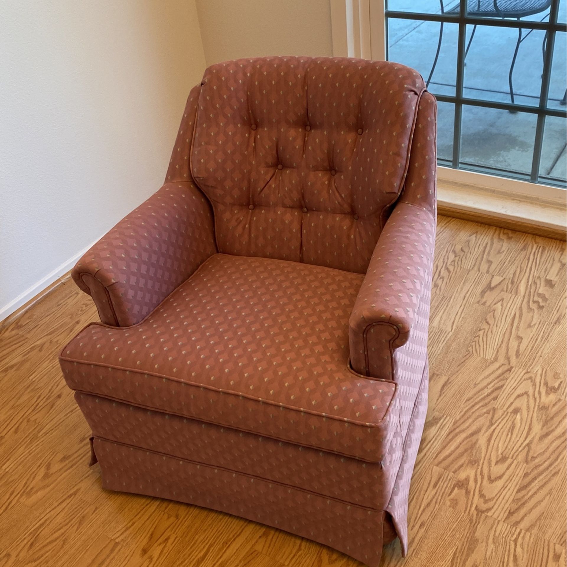 Lazy Boy Swivel Chair for Sale in Orange, CA OfferUp