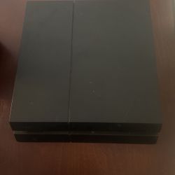 Ps4 With 2 Controllers 