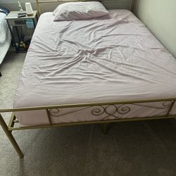 Full Mattress With Frame And Mattresses Protector