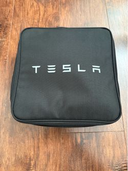 Tesla Charger