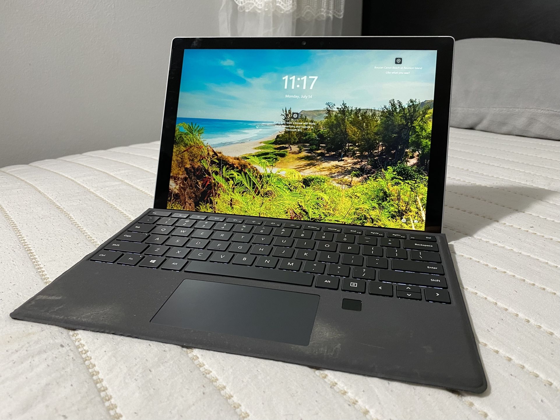Surface Pro 7 (Model 1866) | Core i5 10th Gen | 8GB RAM | 256GB SSD | Detachable Keyboard | 12.3β