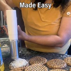 String hoppers / idhiyapam  Machine