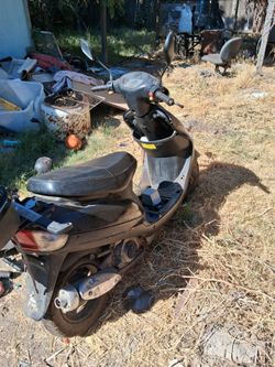 Tao Tao moped